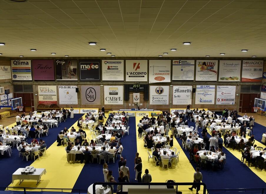 L’Abc scalda i motori e intanto fa festa