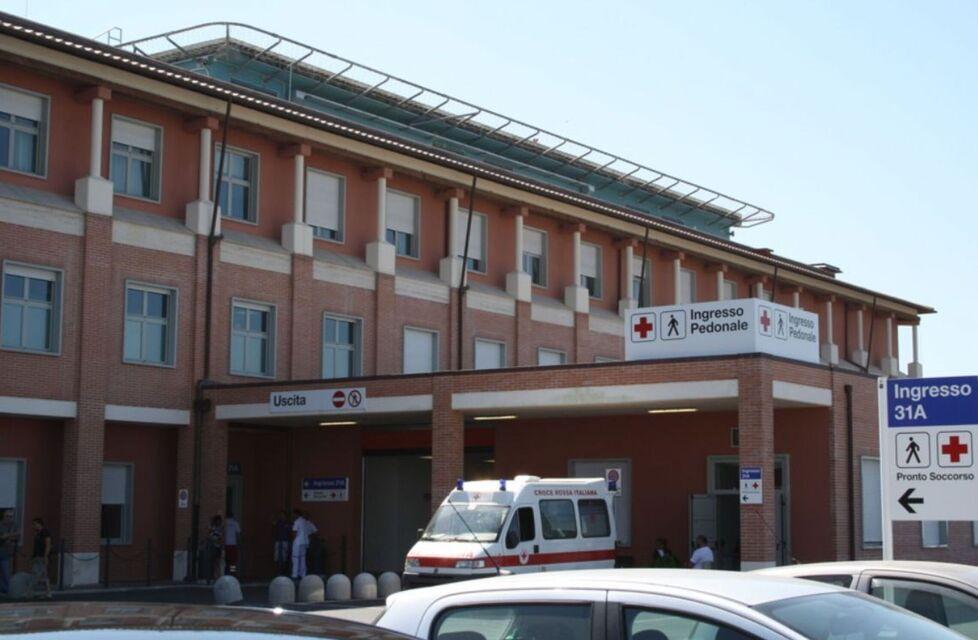 Cisanello, morta a 33 anni dopo la caduta dal terzo piano: l’azienda sanitaria condannata a risarcire