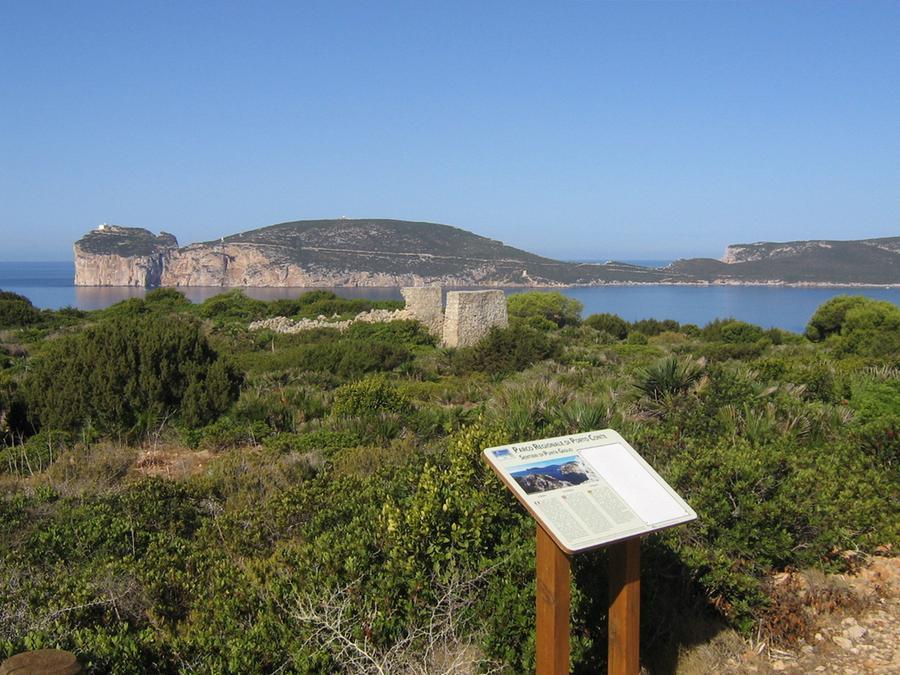Alghero, istanza delle associazioni al ministero contro i lavori alla falesia di Punto Giglio