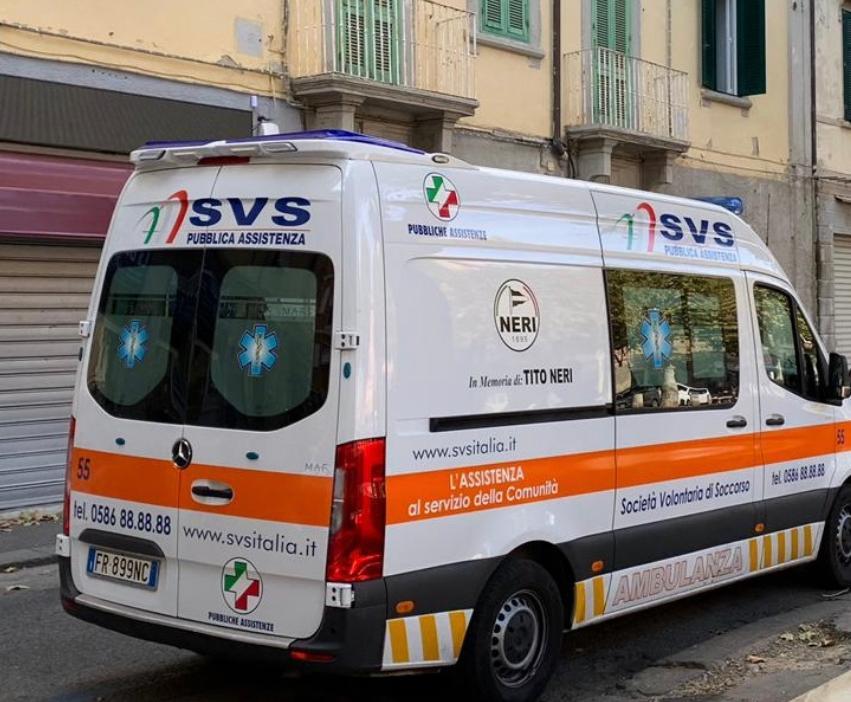 Livorno, esplode la pentola a pressione: 24enne ustionato al volto e alle mani