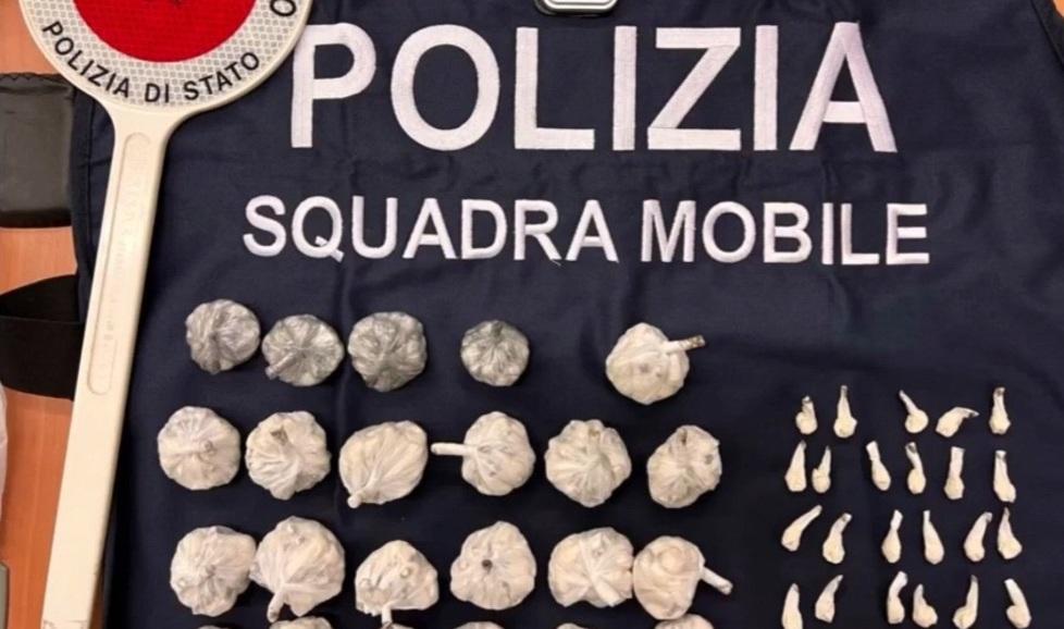Cento, in casa un chilo di cocaina: arrestato un insospettabile
