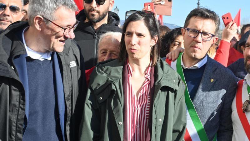 Comunali in Toscana: Firenze e Prato in pieno toto-nomi. A Livorno M5s cerca l’ultrasinistra