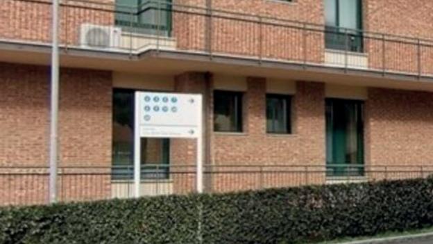 Livorno, la Nefrologia rimane chiusa: solo sei letti al 2° padiglione
