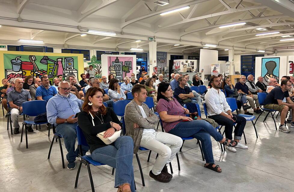 Pontedera, nuova caserma sotto accusa: «Sarà una colata di cemento»