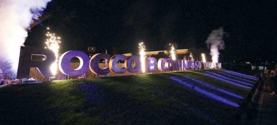 
	La scritta all&rsquo;esterno (Foto Acf Fiorentina)

