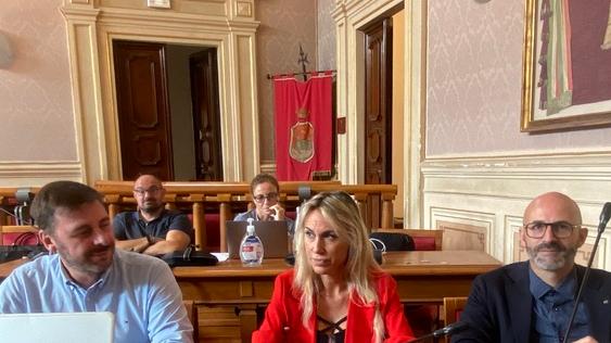 Livorno, i banchi della destra si confrontano sulla carta Guarducci