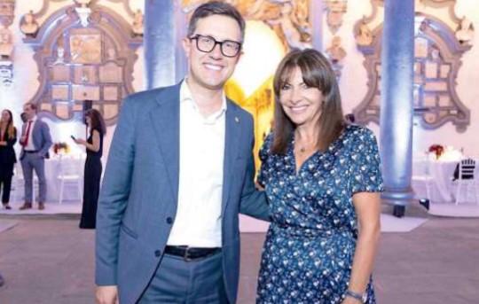 
	Dario Nardella insieme alla sindaca di Parigi Anne Hidalgo


