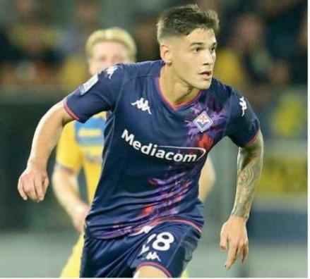 
	Martinez Quarta

