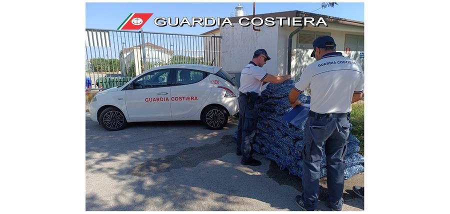 Porto Garibaldi. Scoperto con 8 quintali di vongole abusive