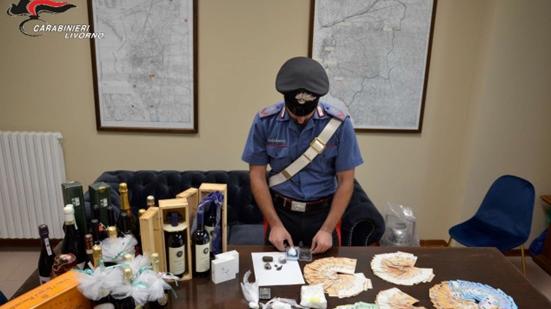 Livorno, bottiglie di Sassicaia (rubate) per pagare la cocaina: due arresti per spaccio di droga