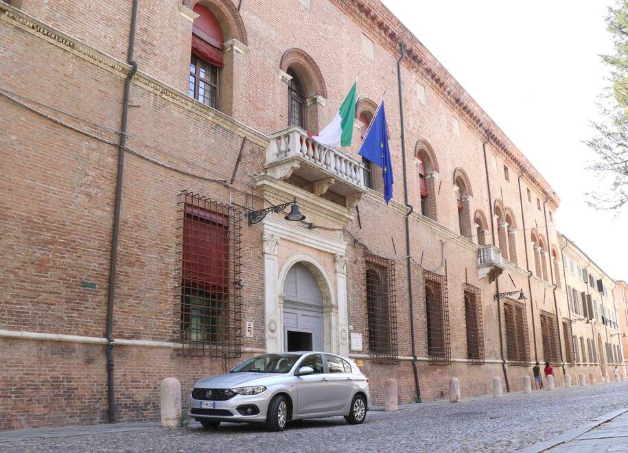  L’analisi del prefetto che lascia Ferrara: «Troppe violenze tra le mura domestiche»