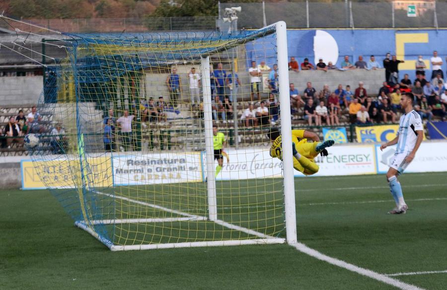 La Carrarese torna al successo, Entella al tappeto: 2-0