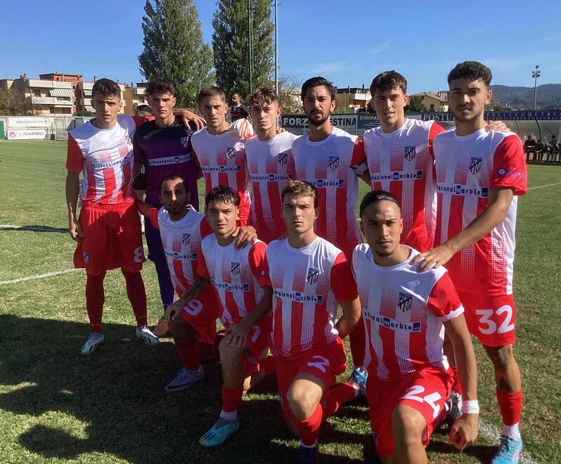 La formazione del Ghiviborgo in campo a Trestina