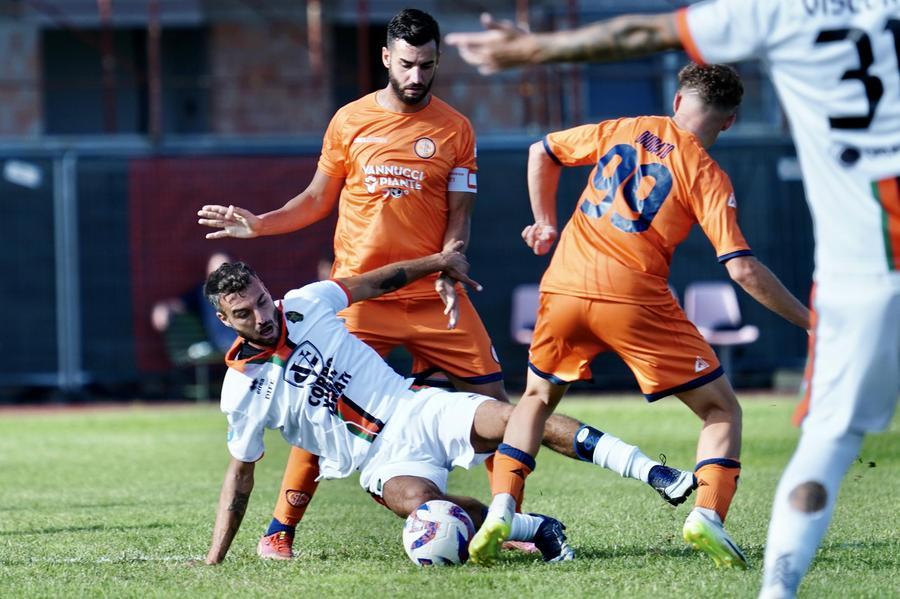 Serie D, pari della Pistoiese al Melani; Aglianese di nuovo ko