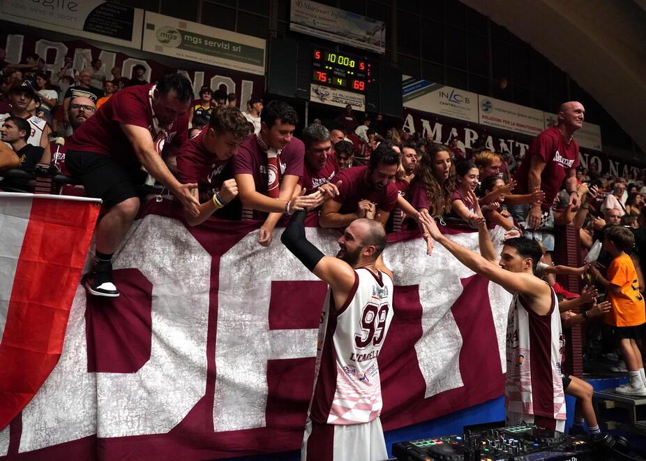 Superman Lucarelli porta al successo la Libertas: è la vittoria del cuore