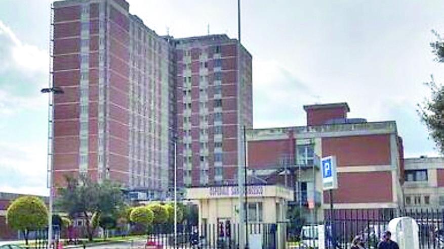 San Teodoro, la donna caduta dalla finestra non ce l’ha fatta: è morta in ospedale