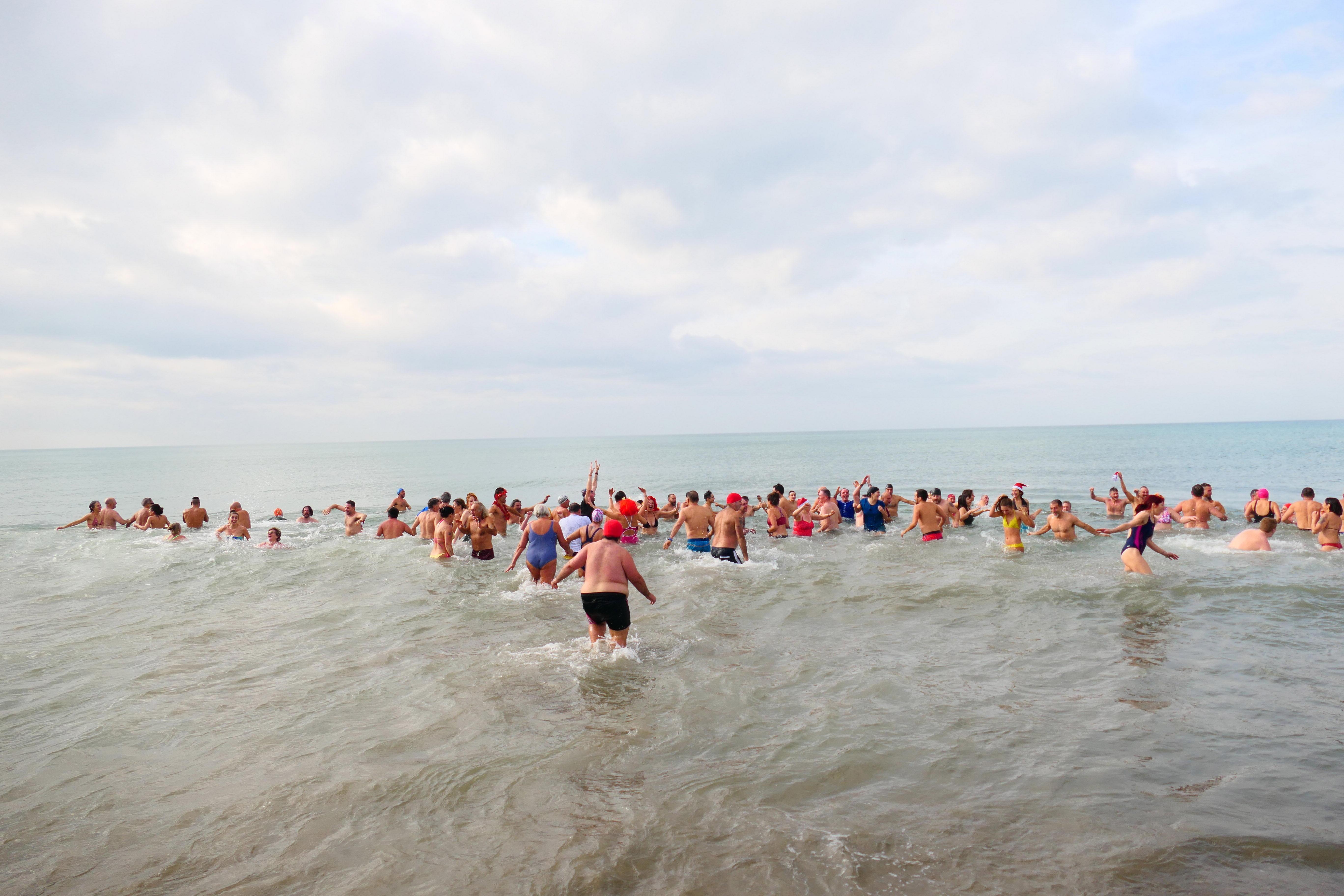 Capodanno, torna il tuffo in piazza Mazzini