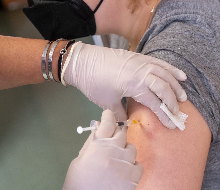 Vaccinazione contro il Covid, dal 16 ottobre parte la campagna nel Ferrarese
