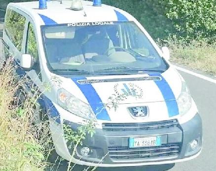 Castelvetro, cade con la bici in via Ossi: grave un modenese 64enne