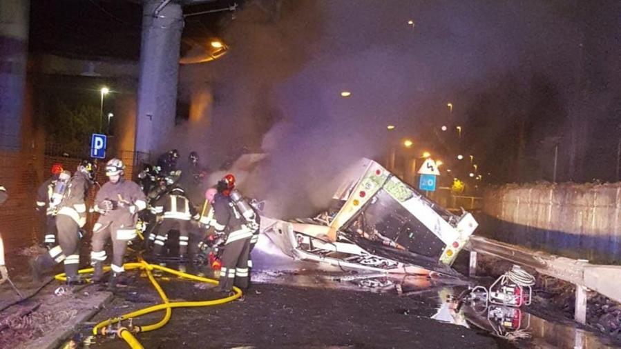 Il bus precipitato a Mestre