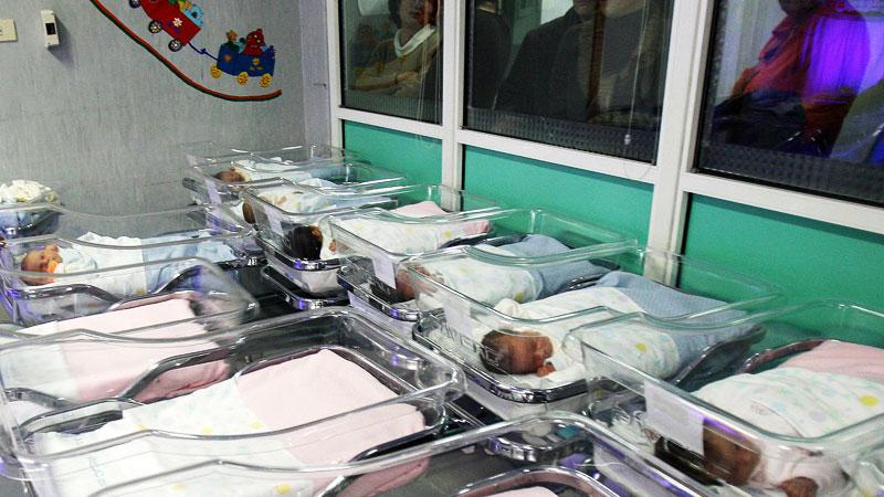 Versilia, 3.400 bambini nati in vent’anni grazie al centro di procreazione