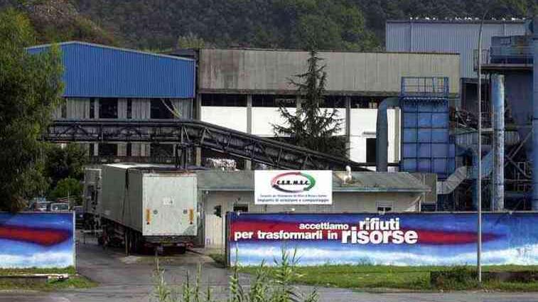 La Finanza al Cermec: le fiamme gialle nell’azienda che tratta i rifiuti di Massa e Carrara