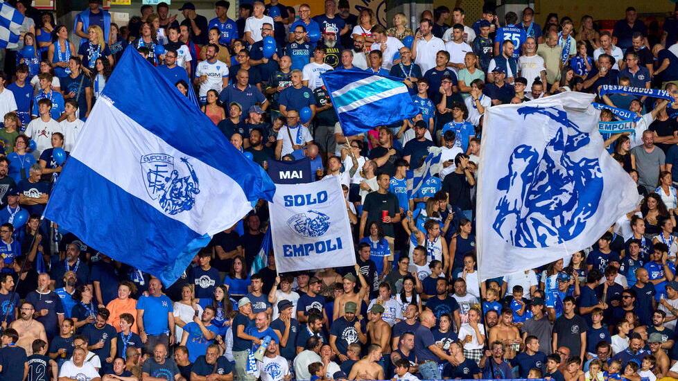 Schiaffeggia un tifoso ospite che ha spostato lo striscione: arriva il daspo per l'ultras dell'Empoli<br>