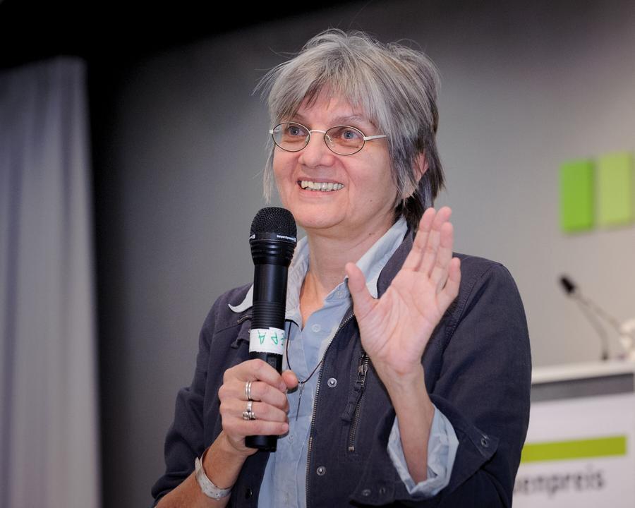 Stupro di guerra crimine contro l’umanità: ne parla a Cagliari l'attivista serba Lepa Mladjenovic