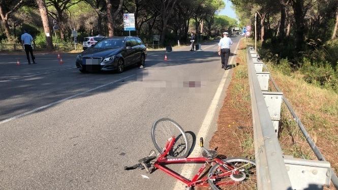 Marina di Grosseto: ciclista gravissimo. Lo schianto con l’auto di una famiglia tedesca in vacanza