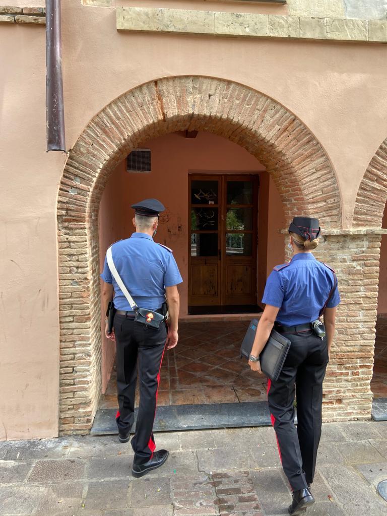 Viola i profili social della ex compagna: denunciato un operaio di Siurgus Donigala