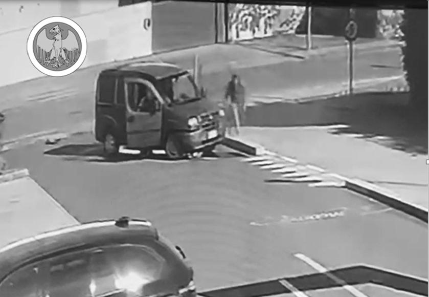 Ferrara. Non si arrestano all'alt, provocano un incidente e si scambiano i ruoli: denunciati