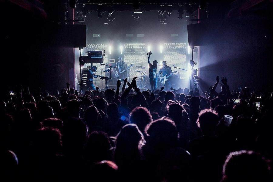 The Cage riparte col rapper livornese Ortiz, via ai concerti nel locale a misura dei giovani