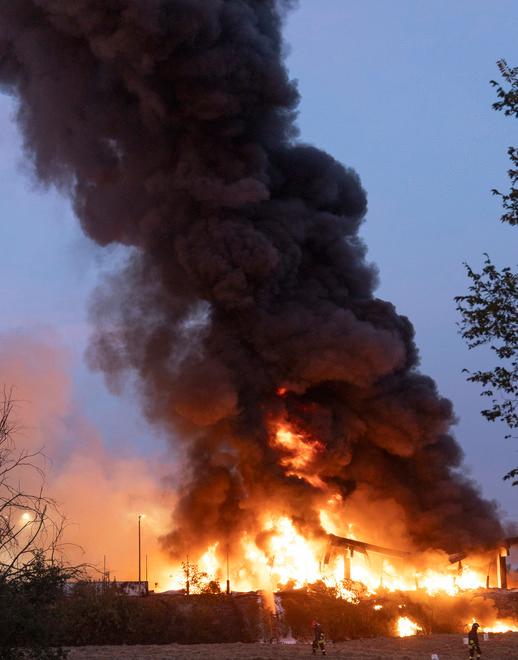 Inquinamento dopo il rogo di Fossoli: «Criticità solo a Rovereto»<br type="_moz" />
