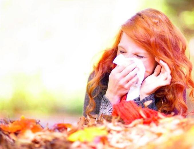 Allergie autunnali, cosa le causa e quali sono i rimedi: risponde l'esperta