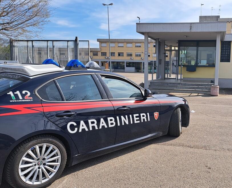 Sassuolo. La proprietaria di un appartamento: «Gli inquilini non mi pagano più l’affitto. Farò lo sciopero della fame a oltranza»<br>

