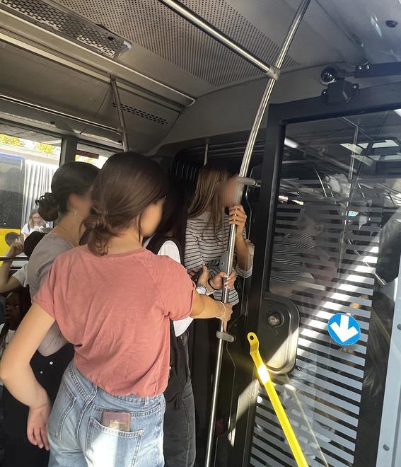 I problemi del trasporto pubblico extraurbano: «La linea peggiore è la Sassuolo-Modena, già a Formigine non si riesce più a salire»<br type="_moz" />
