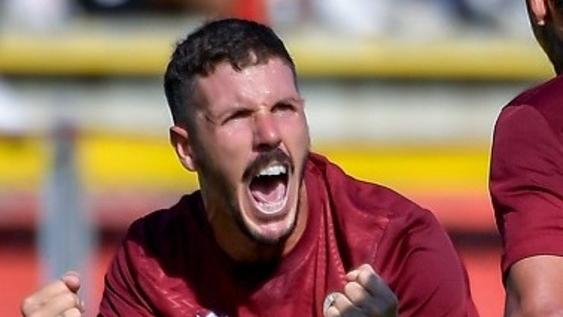 Gol, leadership e quintali di grinta, il Livorno ha la faccia di Giordani: «Ho scelto questa maglia per gli stimoli» <br>