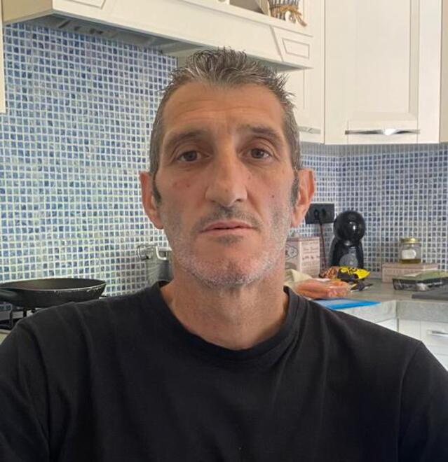 Carrara, parla l’accoltellato di via Buonarroti: «Mi sento miracolato, ora sto bene»<br>
