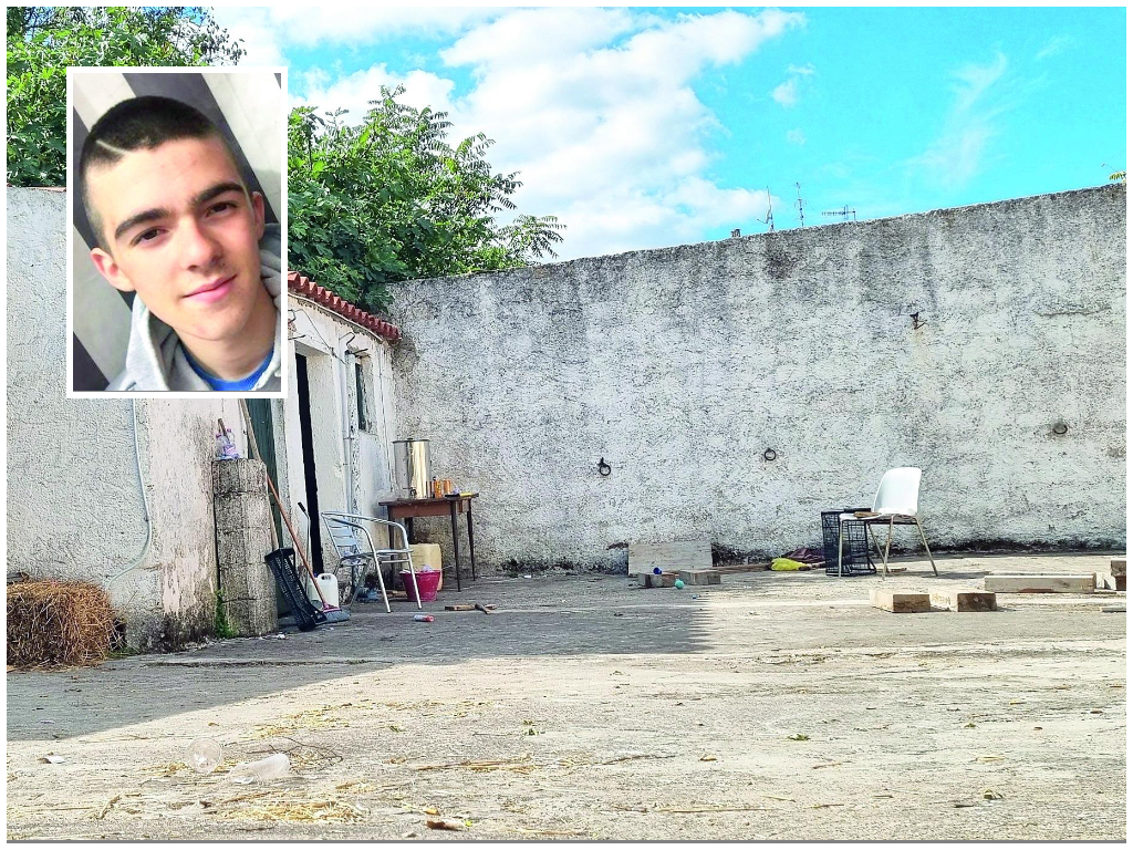 Antonello Piras e il luogo della tragedia (foto Massimo Locci)