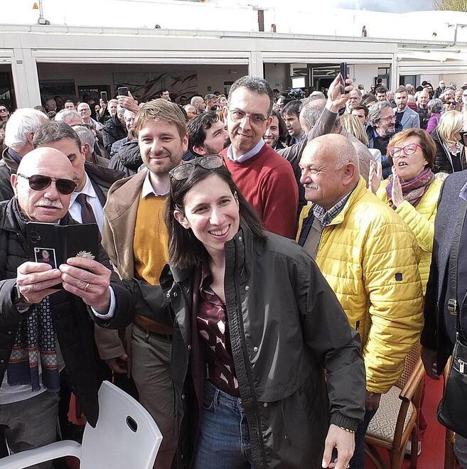 Pd, a Pisa la spaccatura è conclamata: il segretario Sabatino la spunta sul finale