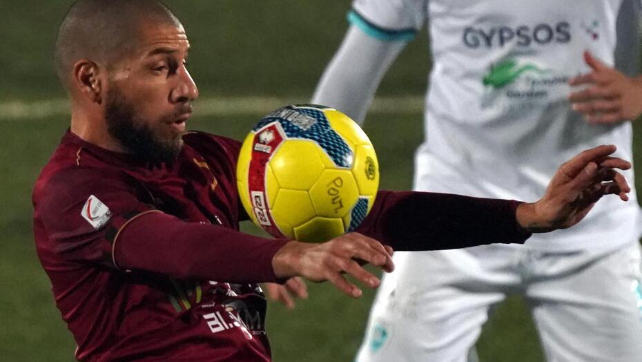 Il capitano Marcos Espeche in azione con la maglia granata: domani potrebbe rientrare da titolare (foto Silvi)