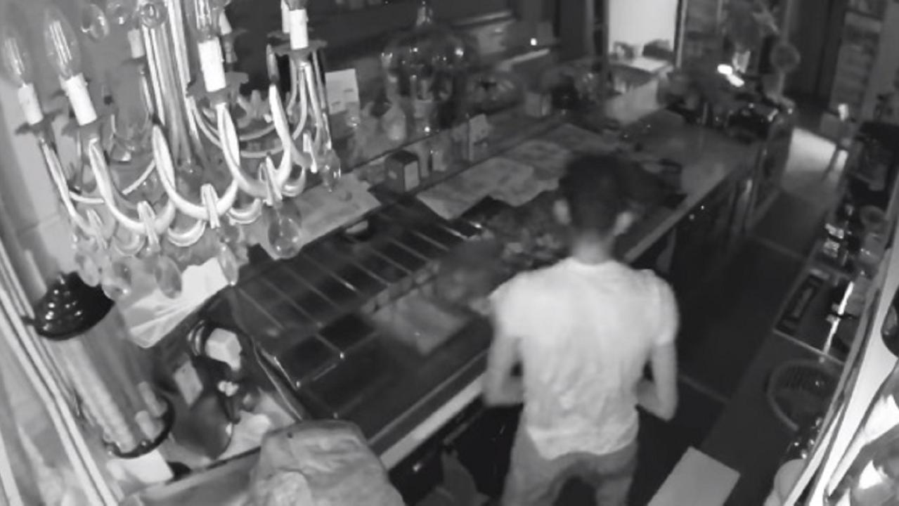 Il ladro in azione