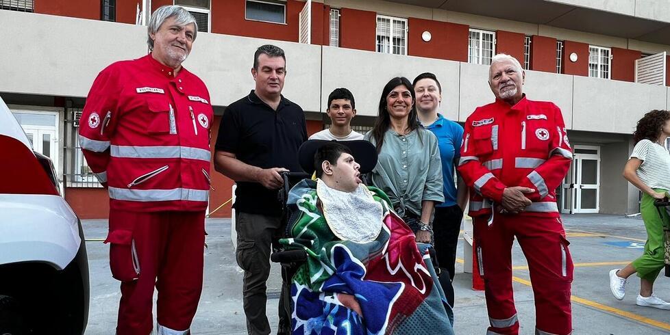 Modena. Pulmino per Cristian e i suoi amici: così la Croce Rossa aiuta i disabili<br>
