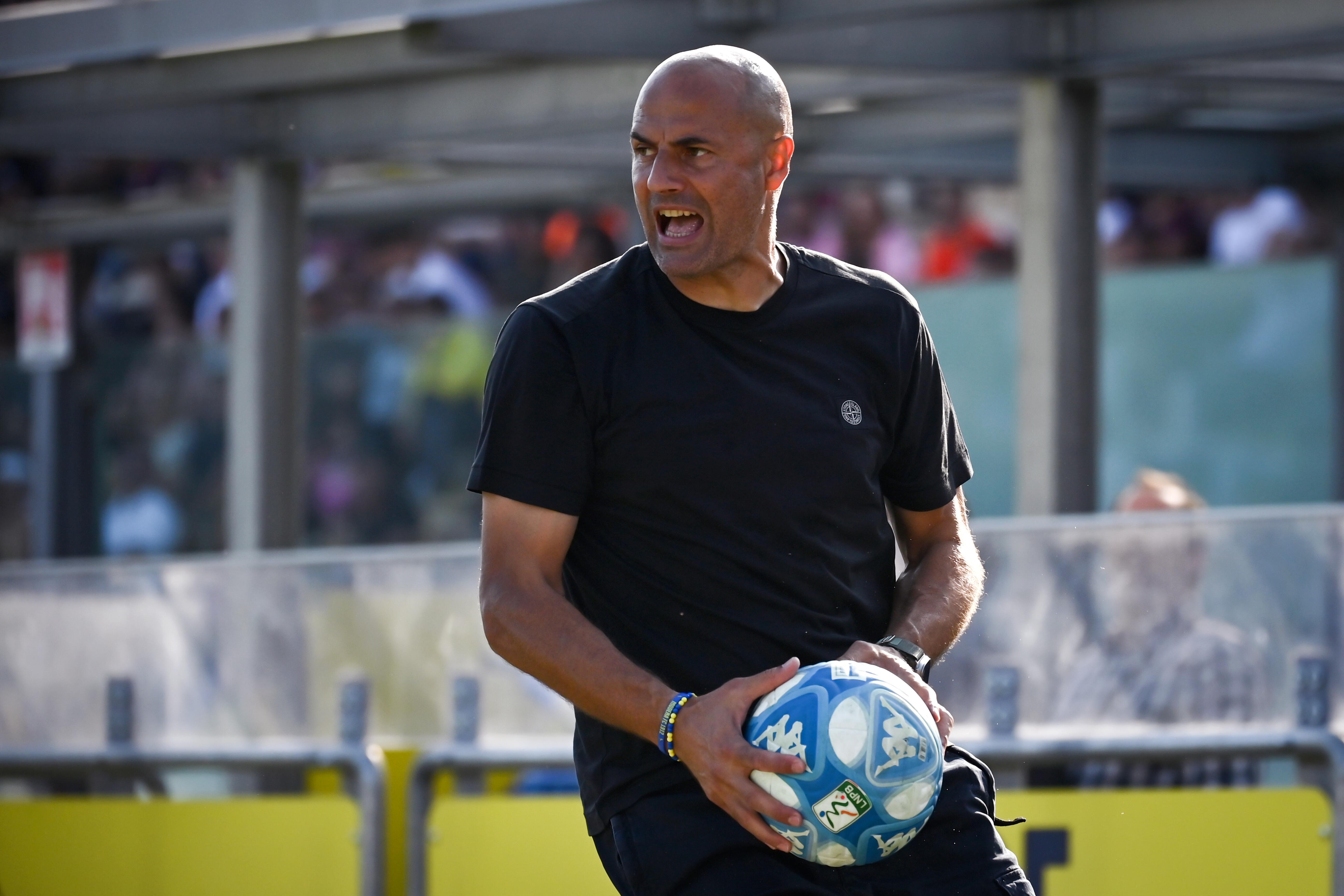 Mister Bianco: «Il ko contro il Palermo? Immeritato, ma dobbiamo concretizzare le azioni che creiamo»<br>
