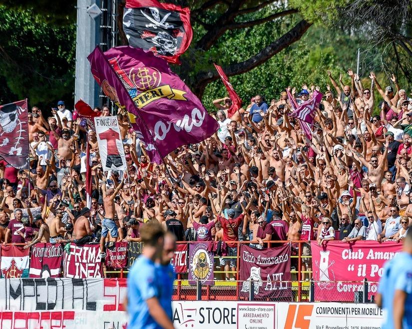La tifoseria Amanto