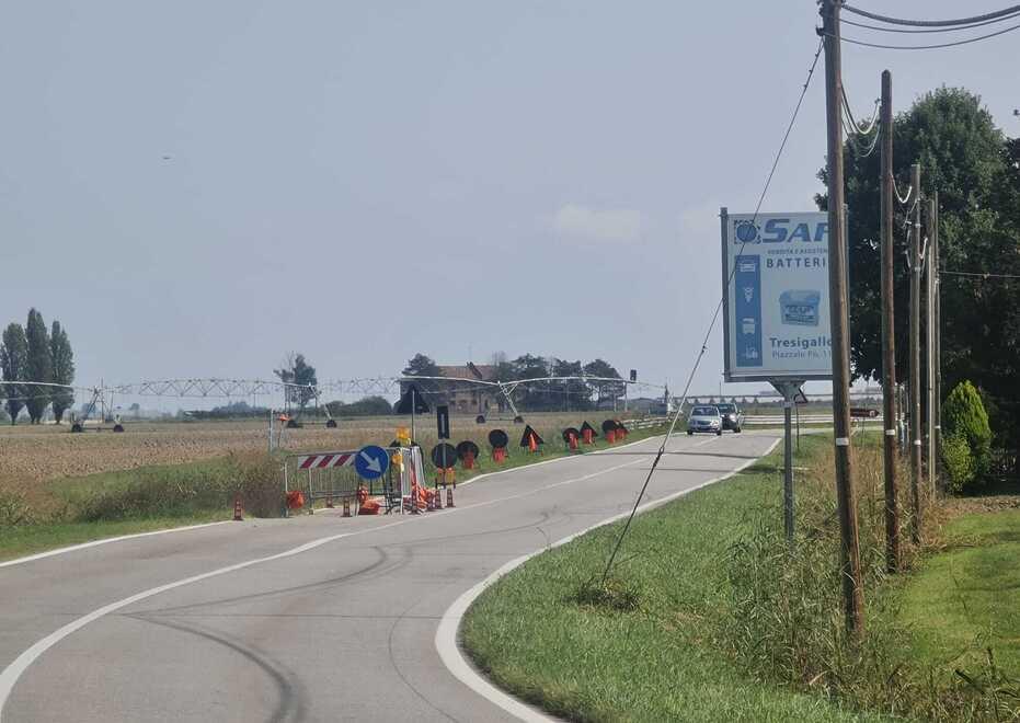 Gradizza, via Alta a senso unico da 4 mesi: la Provincia sollecita il Consorzio