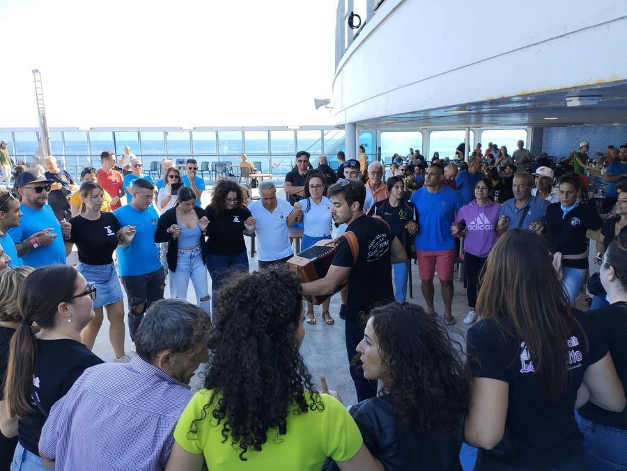 In 500 da Porto Torres a Barcellona per raccontare la Sardegna: il viaggio è cominciato