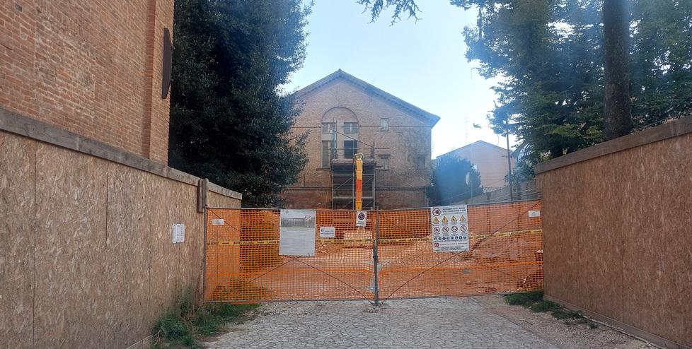 Ferrara, ordigno bellico nel cantiere: ipotesi maxi-evacuazione