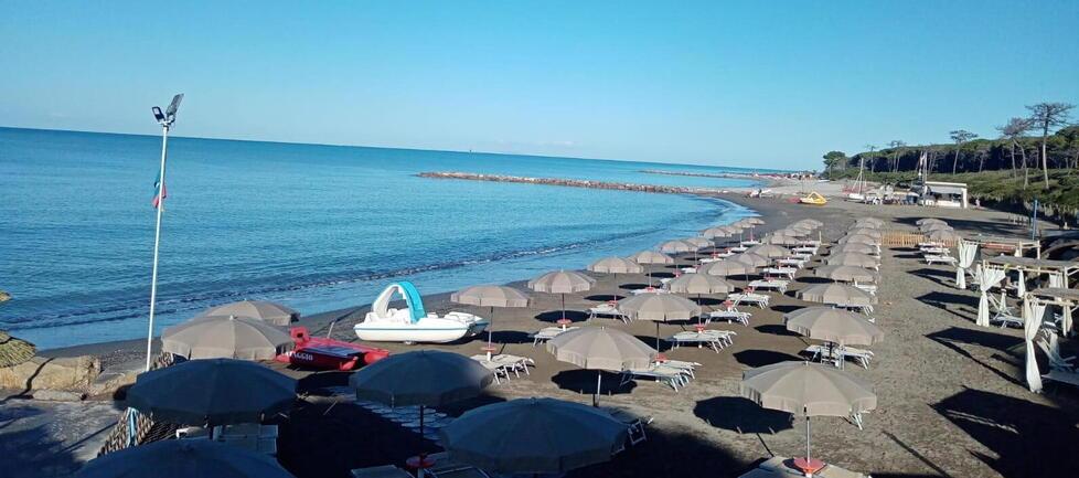 Cecina, i balneari ancora non festeggiano: «Della politica non ci fidiamo più»