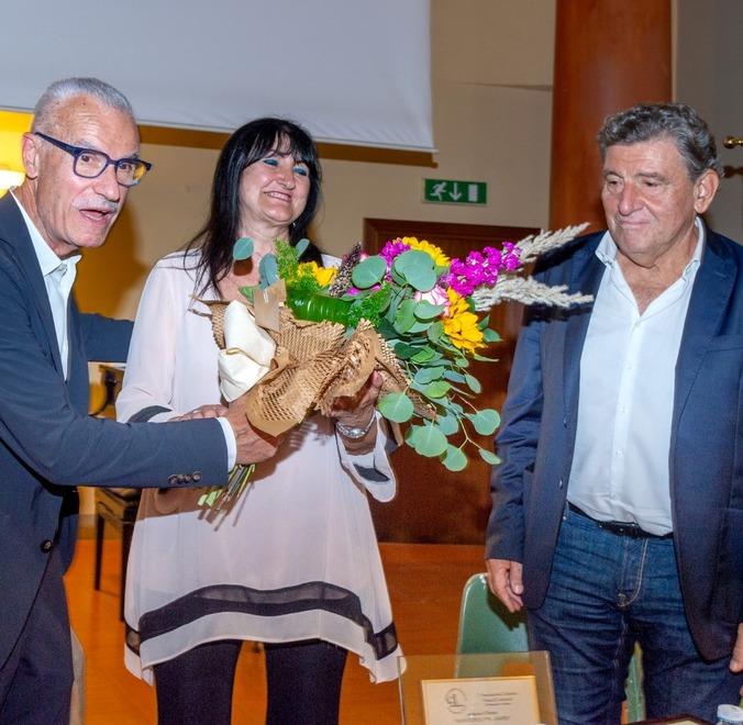 Il cuore di Leanda negoziante-modello batte pure per i rally. E il paese la premia<br>
